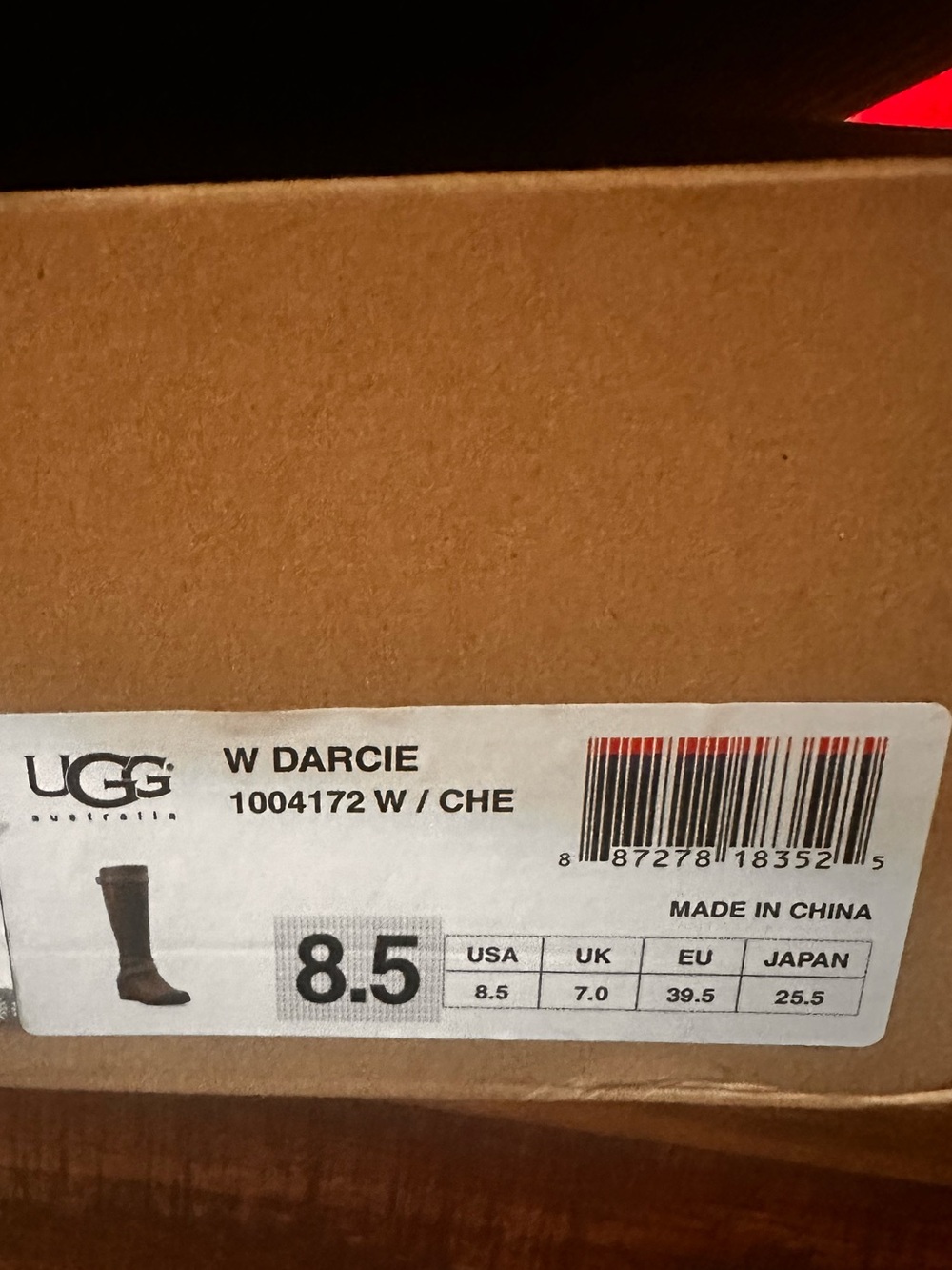UGG Darcie Chestnut Leather Riding Boots Size 8.5 With Box